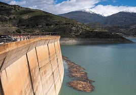 Foto de archivo de la presa de Rules.