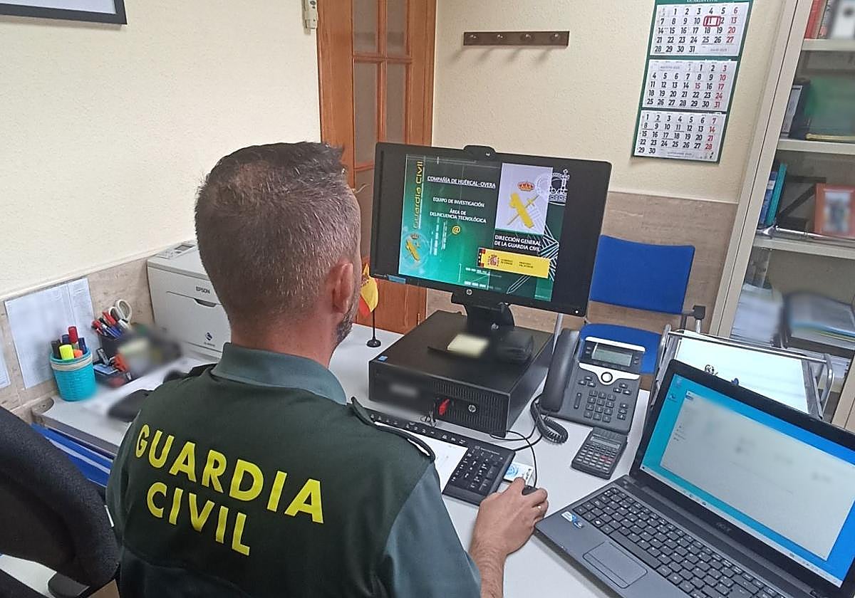 Simulan sufrir una estafa por internet para cobrar del seguro de sus tarjetas