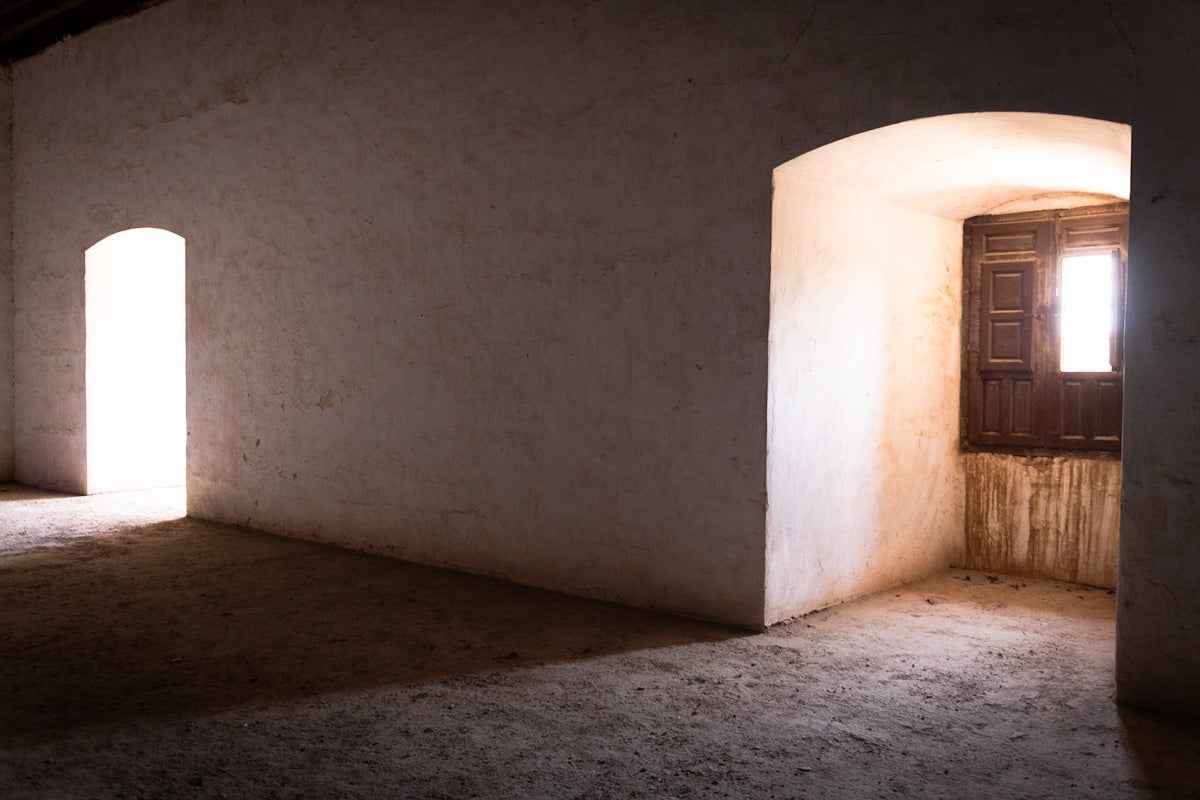 Las imágenes del interior del Castillo de la Calahorra y el acto de adquisición
