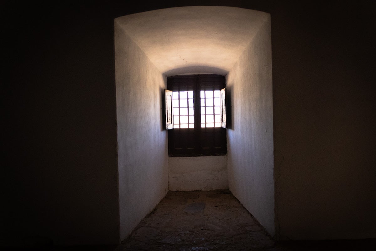 Las imágenes del interior del Castillo de la Calahorra y el acto de adquisición