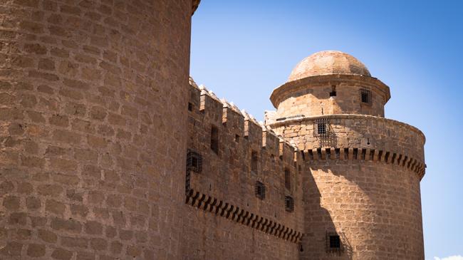 Imagen antes - Así se ven hoy cuatro escenarios de &#039;La casa del dragón&#039; en el Castillo de la Calahorra
