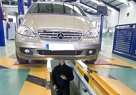 La Junta anuncia que va a revisar las tarifas de la ITV en Andalucía