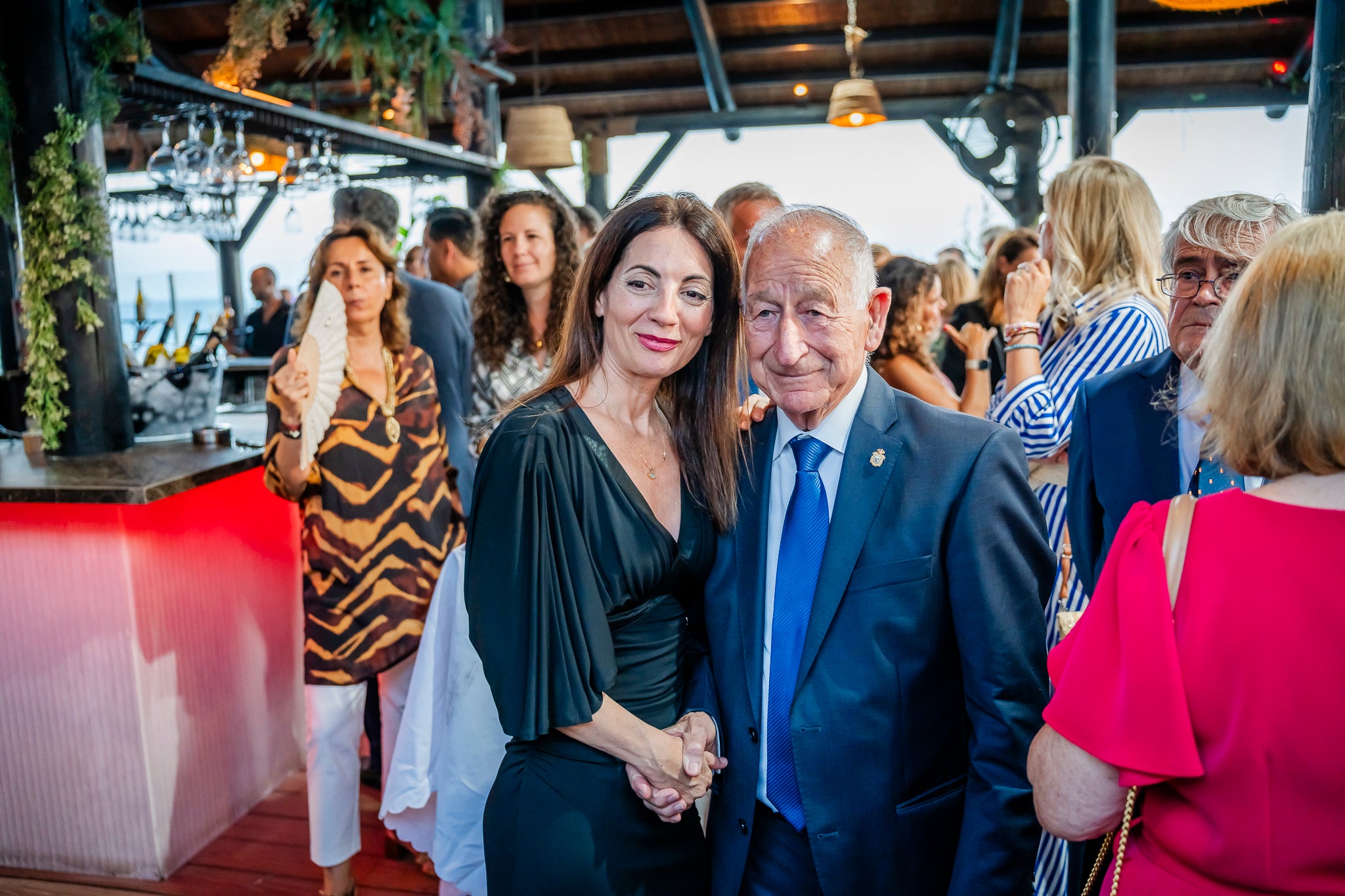 El abrazo entre las orillas de Alborán