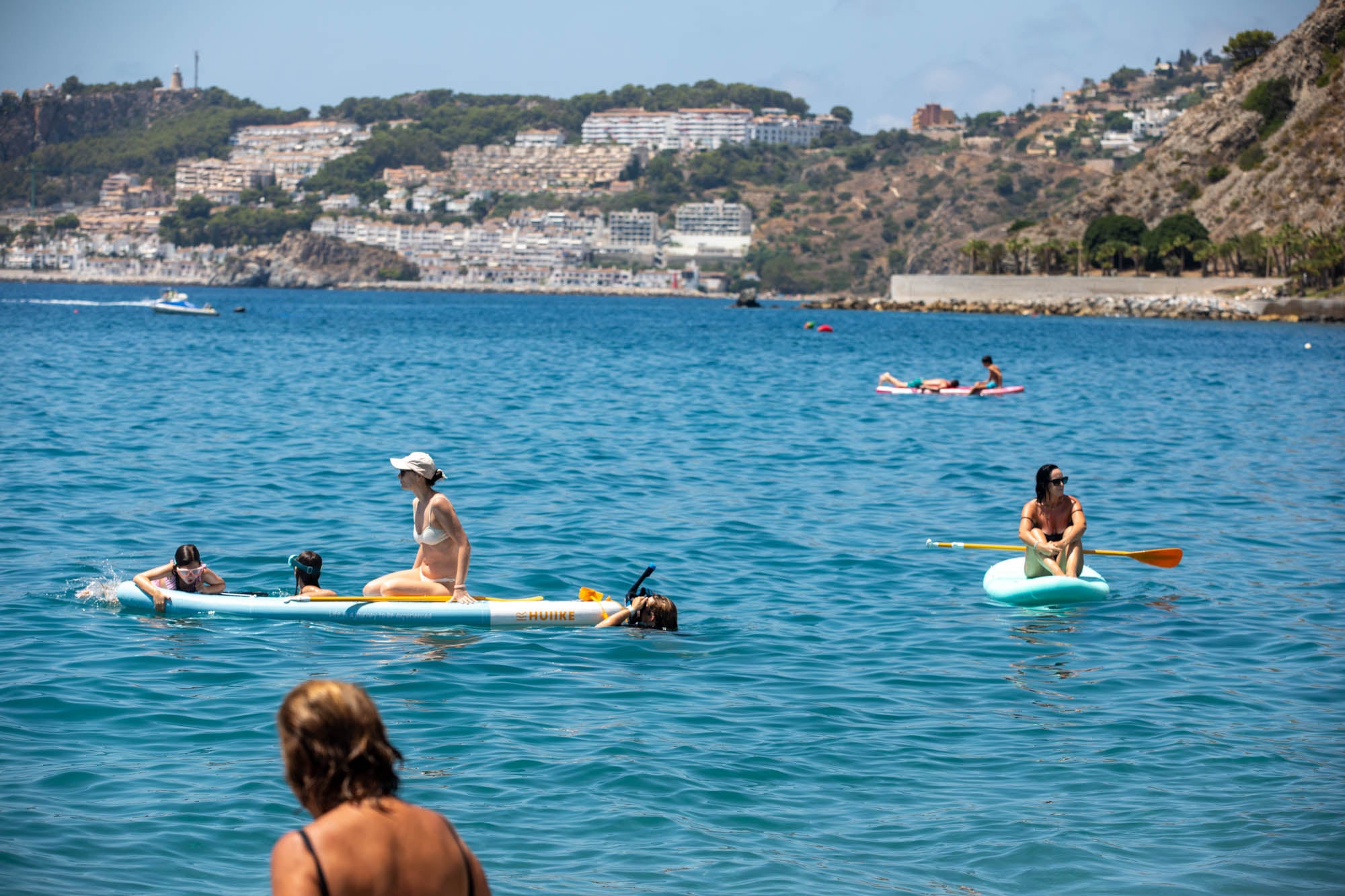 Primer fin de semana de agosto a reventar en Almuñécar