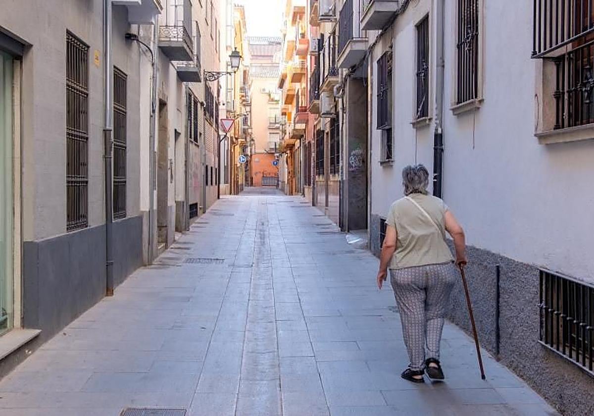 Emsagra anuncia corte de agua este lunes en tres céntricas calles de Granada.