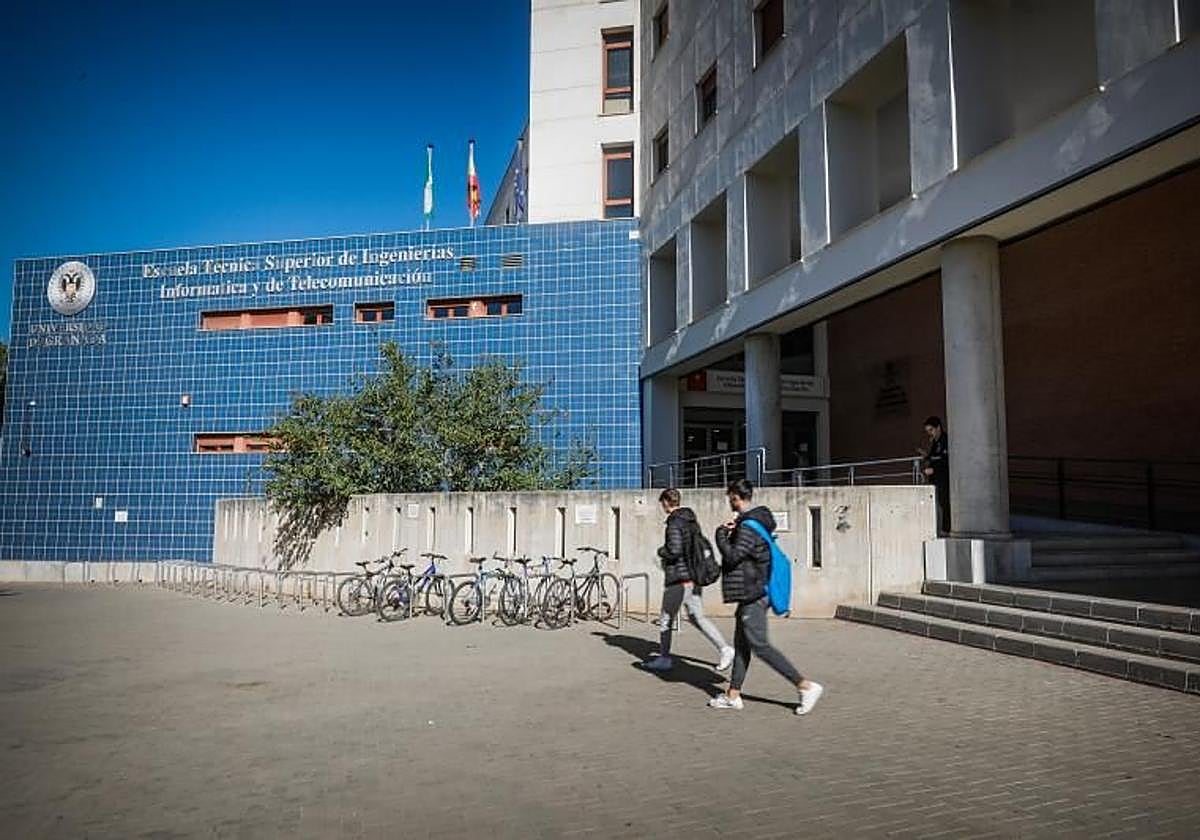 La comisión de Accua rechaza definitivamente el grado de IA de la UGR.