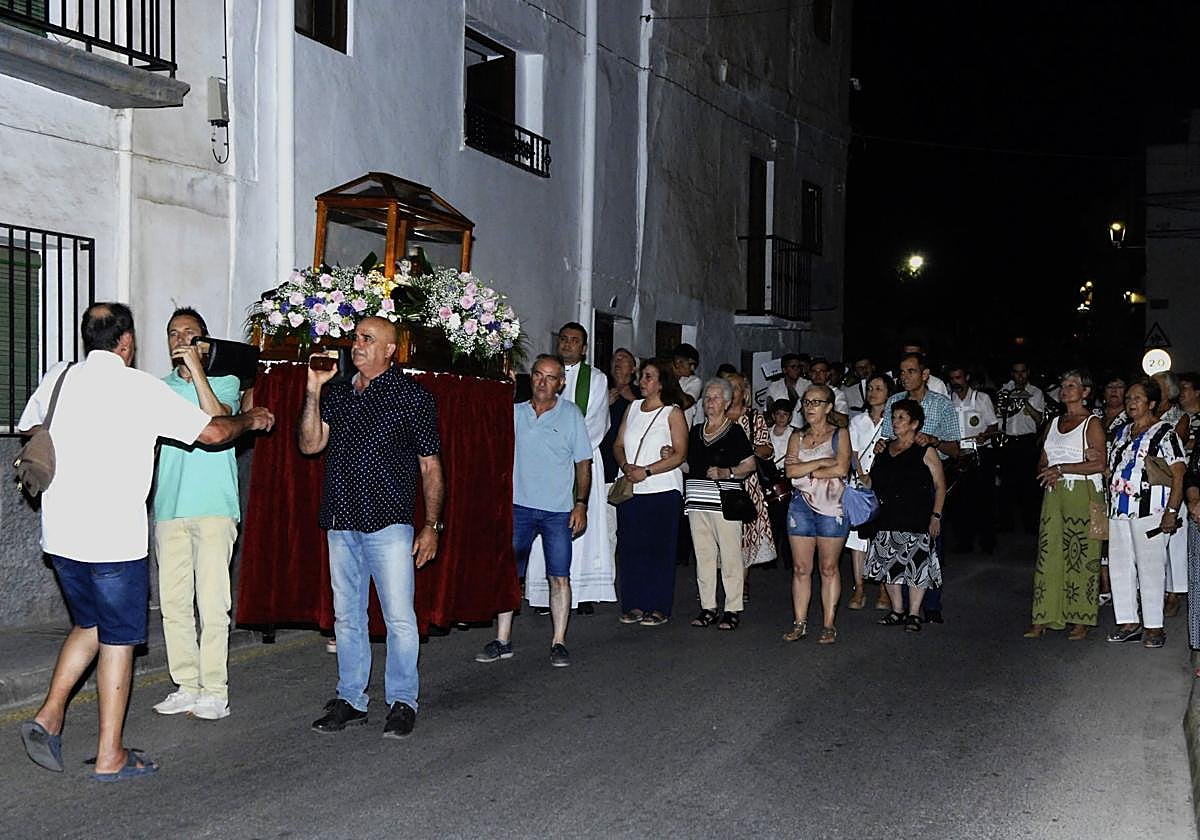 La procesión de Santa Filomena en el Barrio Bajo de Órgiva.