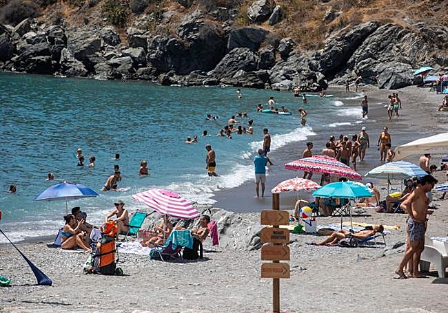 Playa de Almuñécar hace unos días