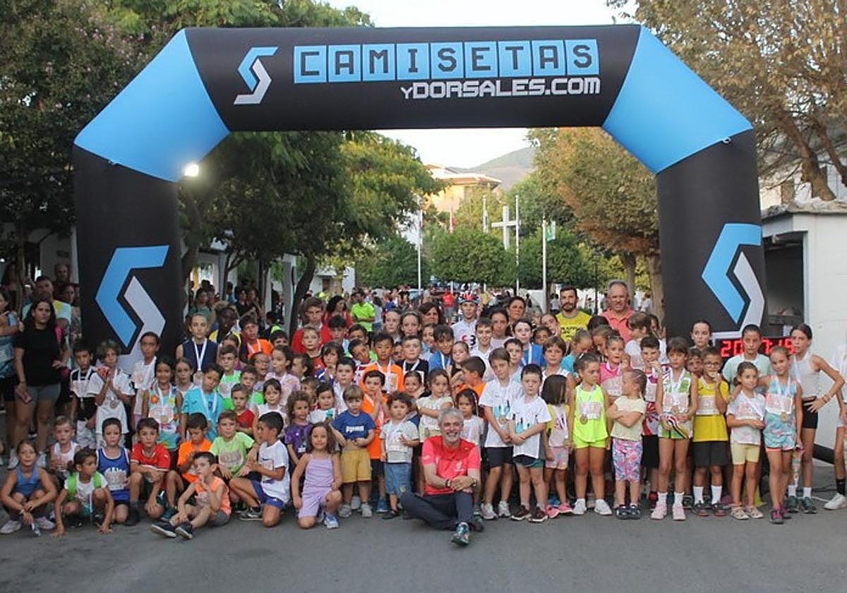 Participantes de la Carrera Infantil Solidaria