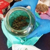 Detienen a dos personas tras desmantelar un punto de venta droga reincidente en Tabernas