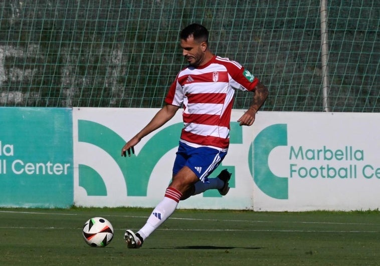 El Granada baraja la salida de Pablo Insua