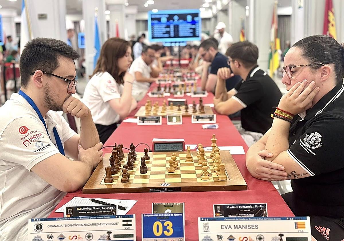 Un instante de la competición en Linares.