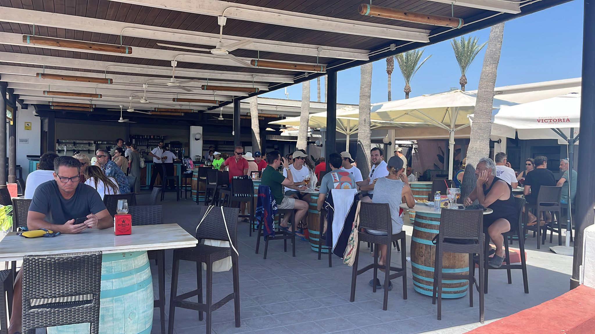 Ambientazo en la Costa para el puente