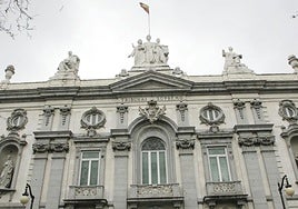 Exterior del Tribunal Supremo.