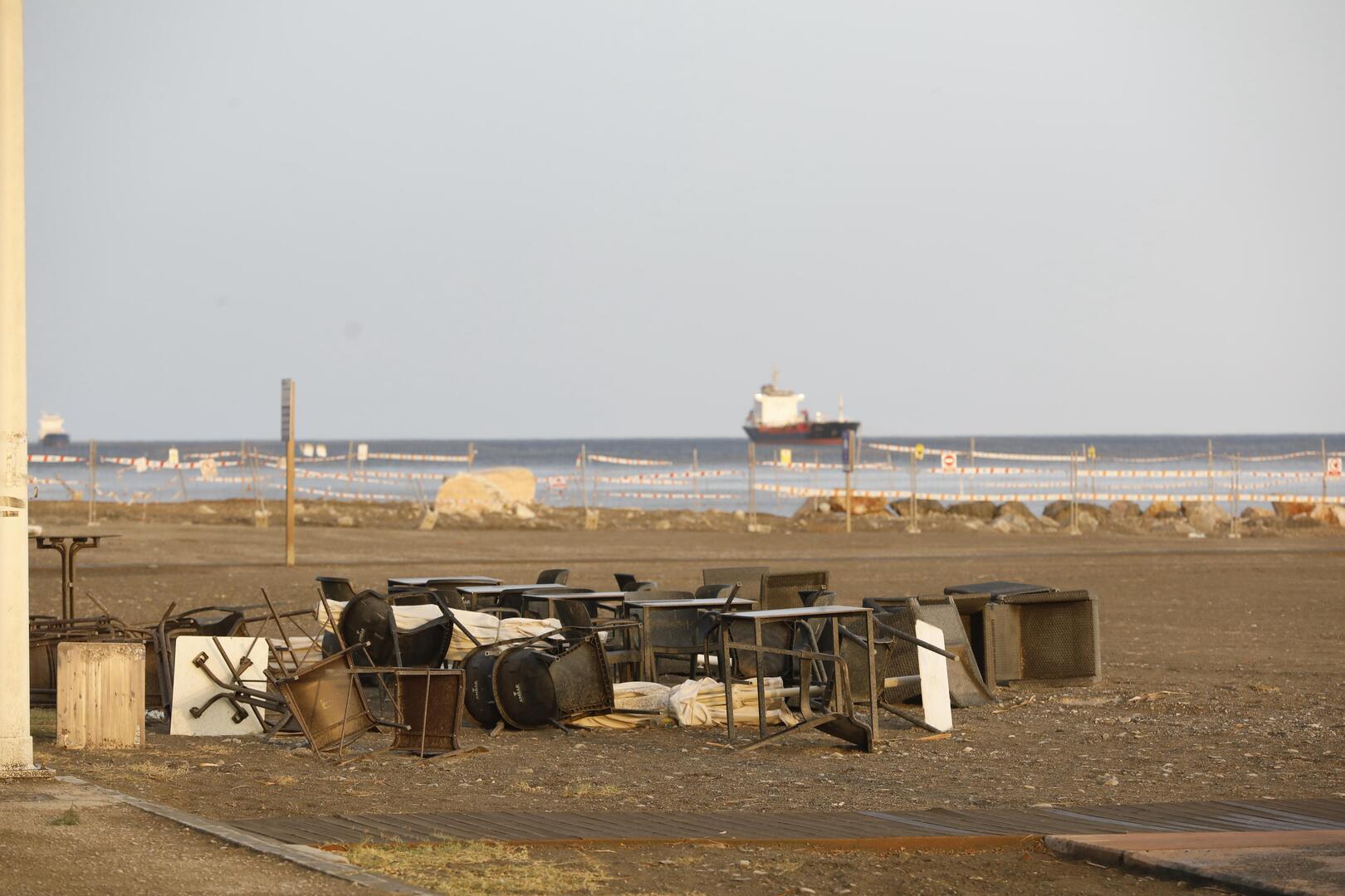 Un reventón térmico provoca el caos en las playas en la Costa y obliga a desalojarlas