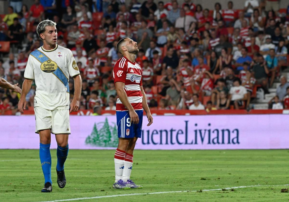 Una 'operación salida' urgente para el Granada CF en posición de debilidad 