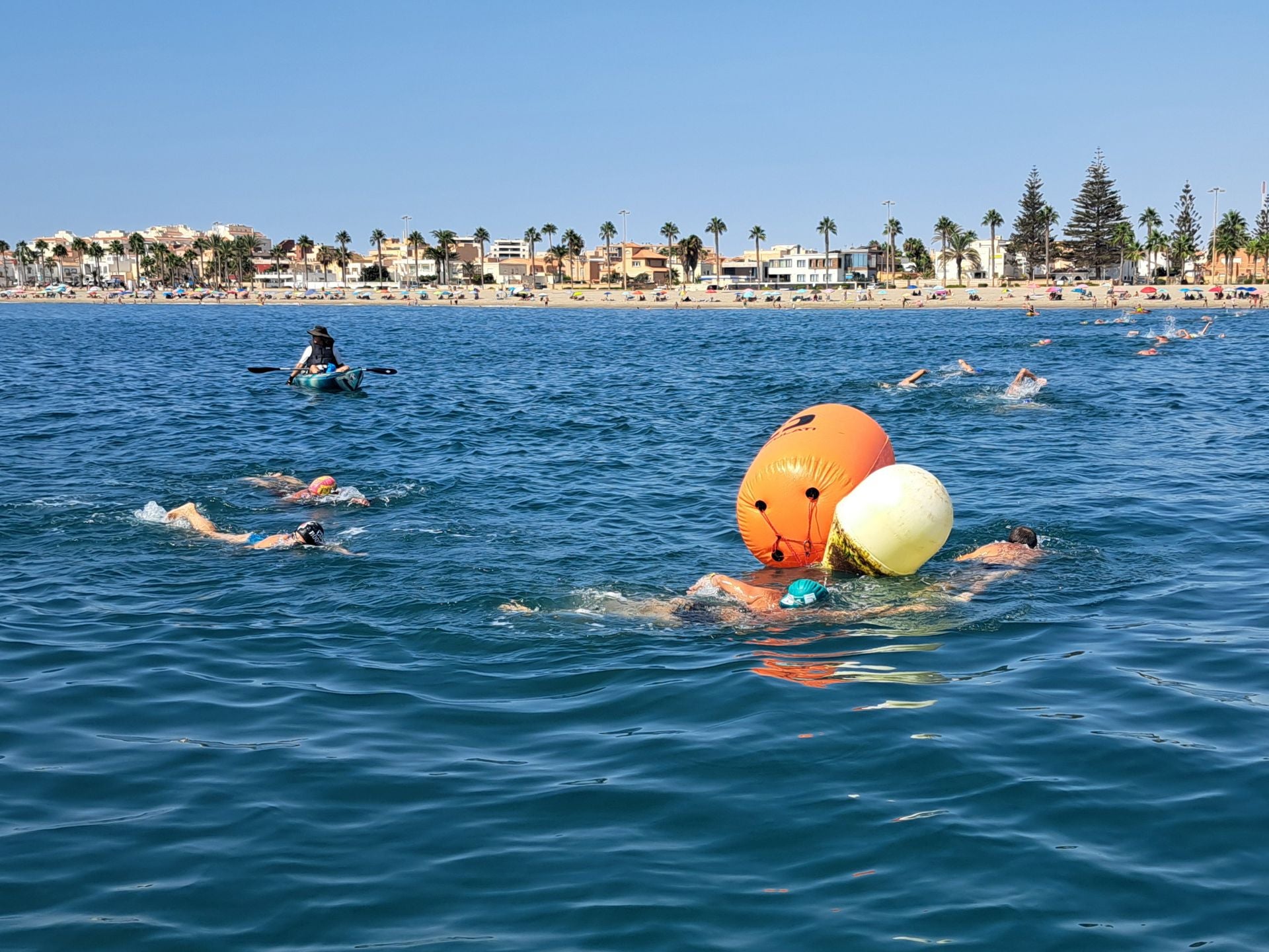 El pulso del verano en cien horas