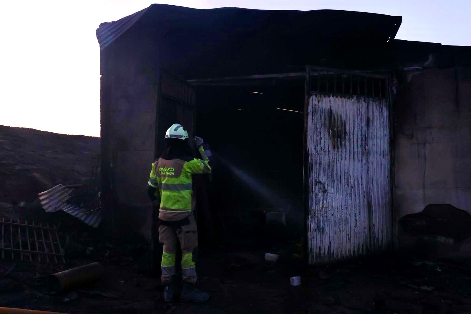 Desde dentro: Las imágenes del incendio de Benamaurel y Castilléjar