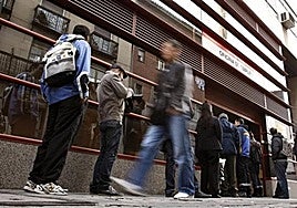 En sede parlamentaria, Juanma Moreno, anunció un Plan de Empleo concreto para Jaén.