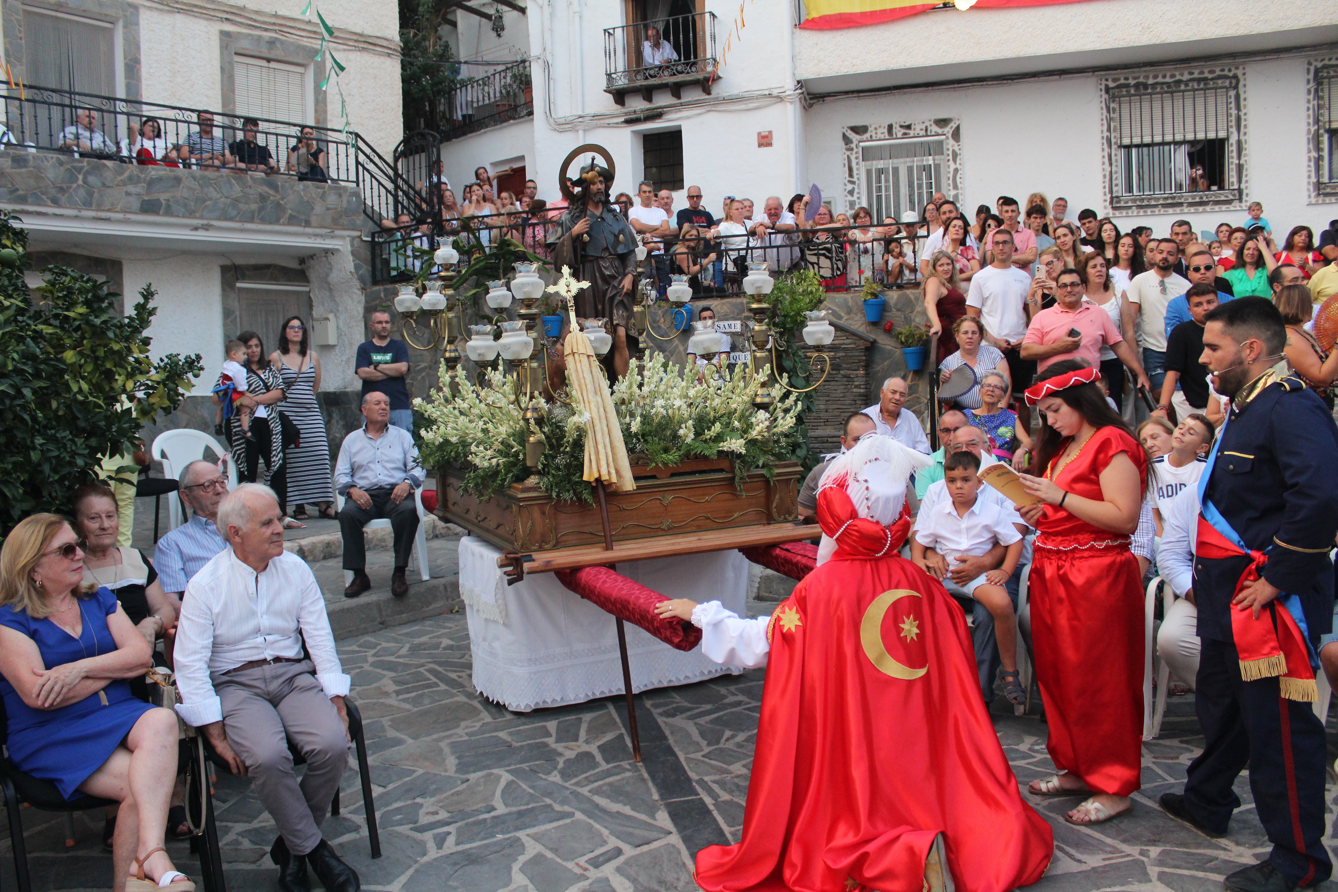 Velefique revive su pasión con los Moros y Cristianos, en imágenes