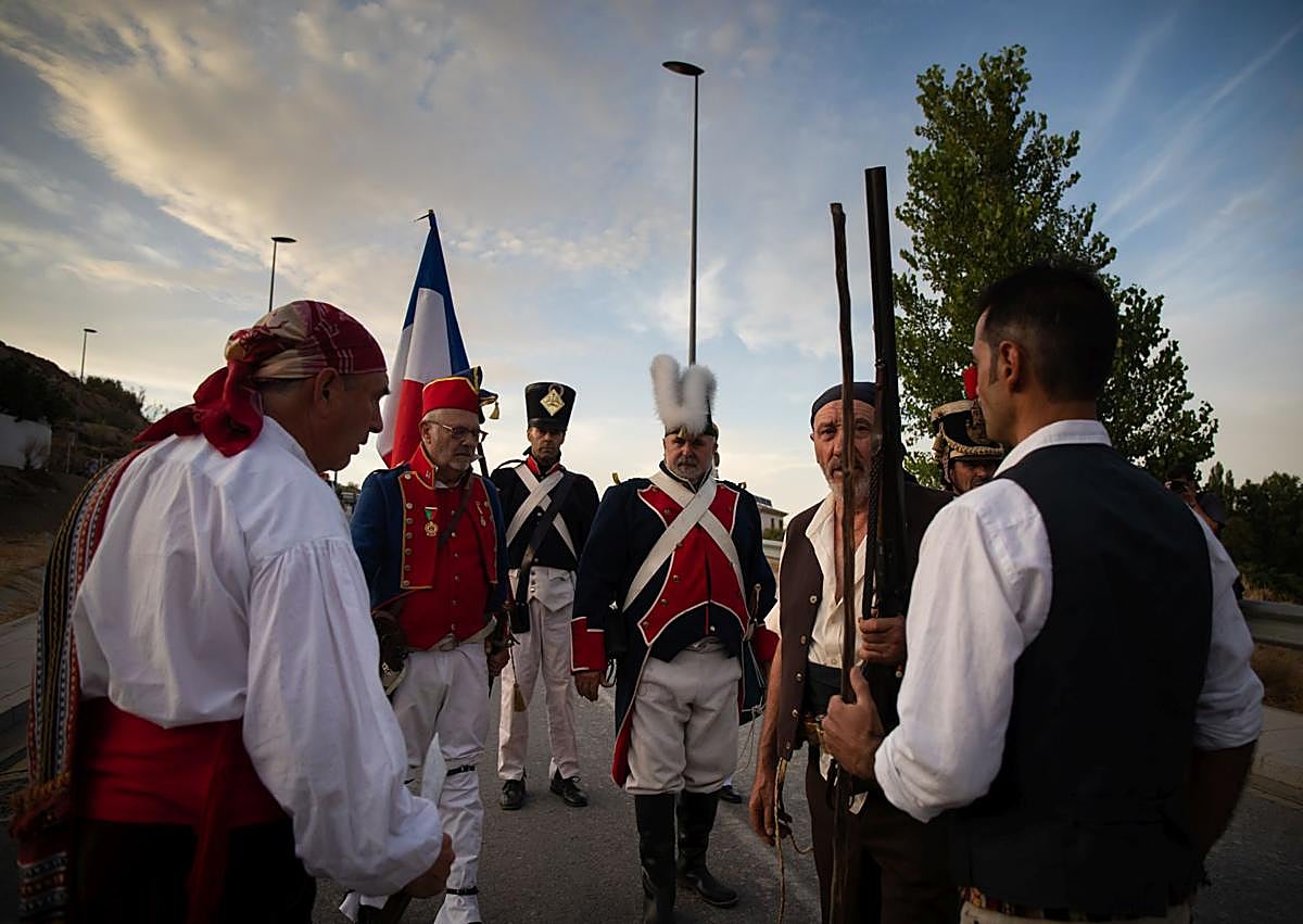 Imagen secundaria 1 - Los trescientos valientes de La Peza