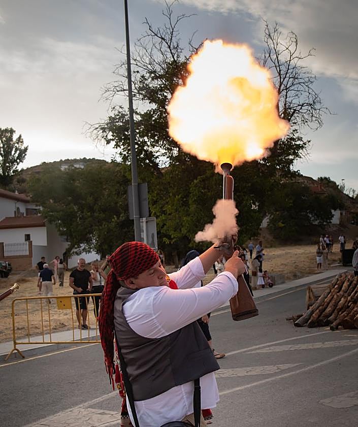 Imagen secundaria 2 - Los trescientos valientes de La Peza