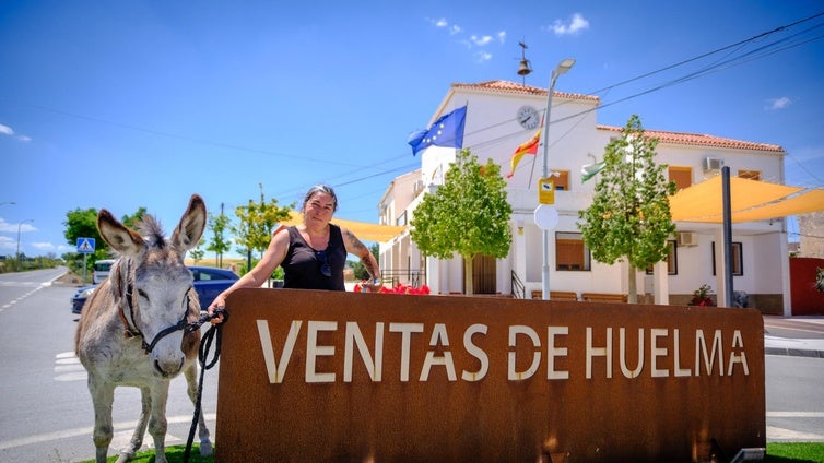 La paz de Cristina junto a la pantera