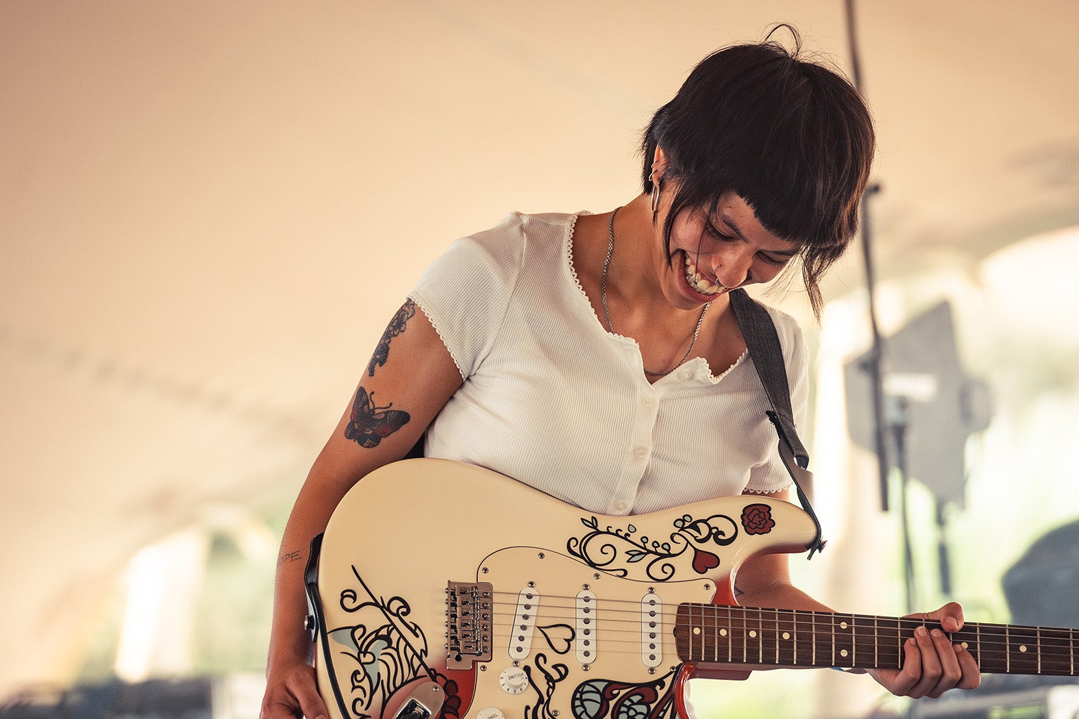 Imagen secundaria 1 - Cooltural Fest también conquista el día en el Escenario Playa