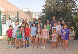 Los menores que han participado en la escuela de verano del Polígono de El Valle.