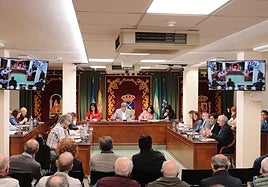 Sesión plenaria celebrada en el Ayuntamiento de Maracena, en una imagen de archivo.