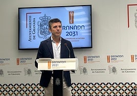 Jorge Saavedra, portavoz del Ayuntamiento, en rueda de prensa.