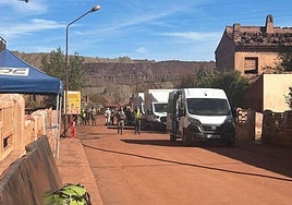 Acceso al poblado minero de Alquife