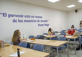 «Una academia increíble»: los alumnos de Tecnoszubia consiguen cerca de mil plazas por toda España