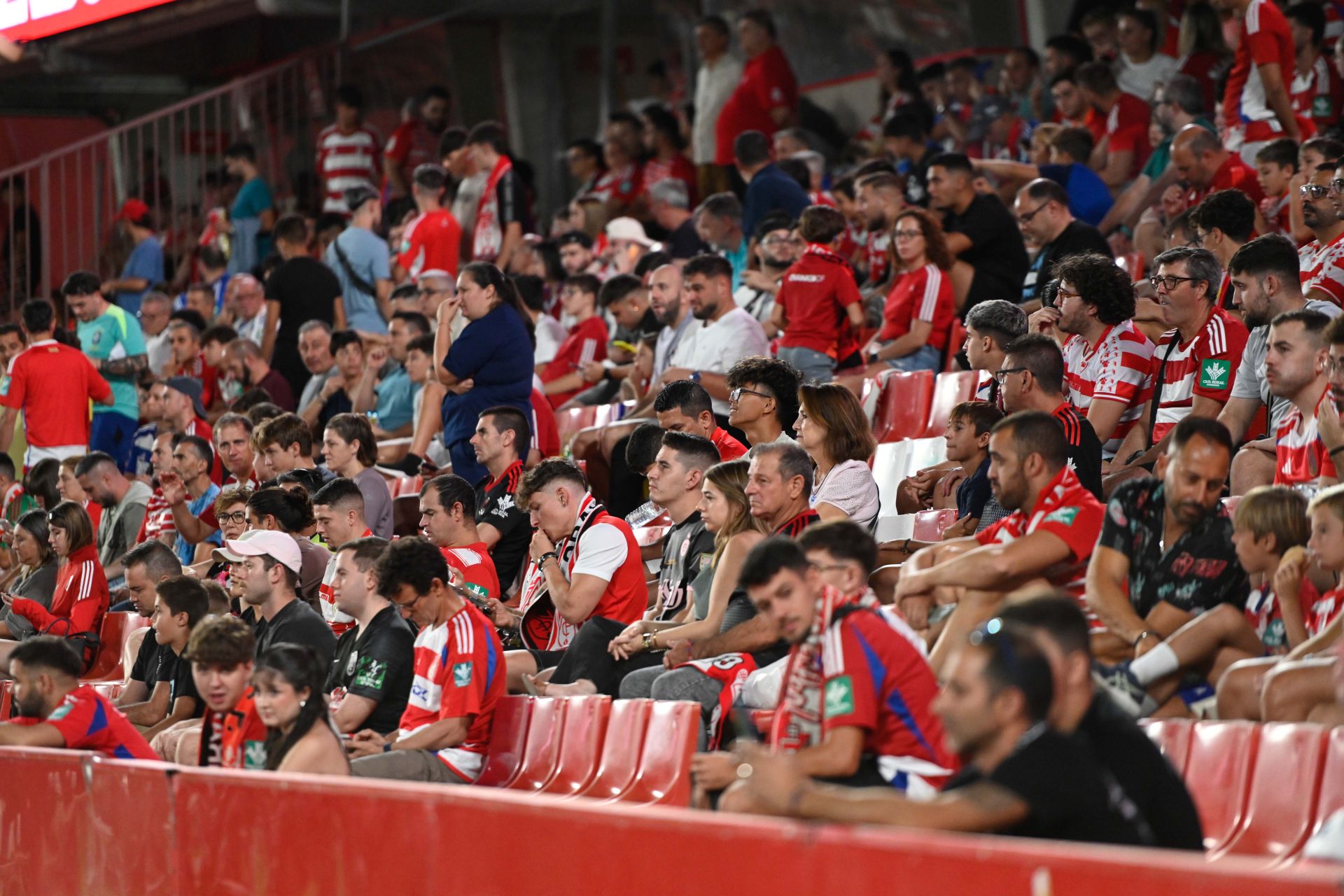 Encuéntrate en la grada del Granada - Mirandés