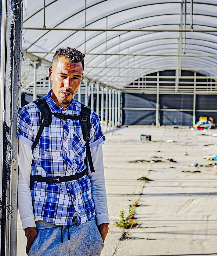 Imagen secundaria 2 - La vida de los temporeros en Ventas de Zafarraya.