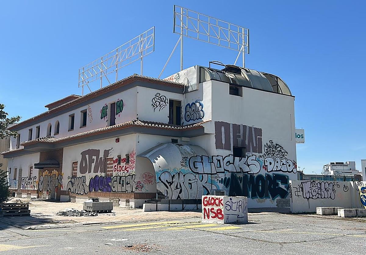 El edificio del antiguo club de alterne Don José vuelve a sufrir un incendio