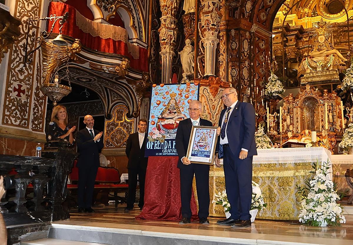 Un momento del acto de presentación del cartel de la ofrenda