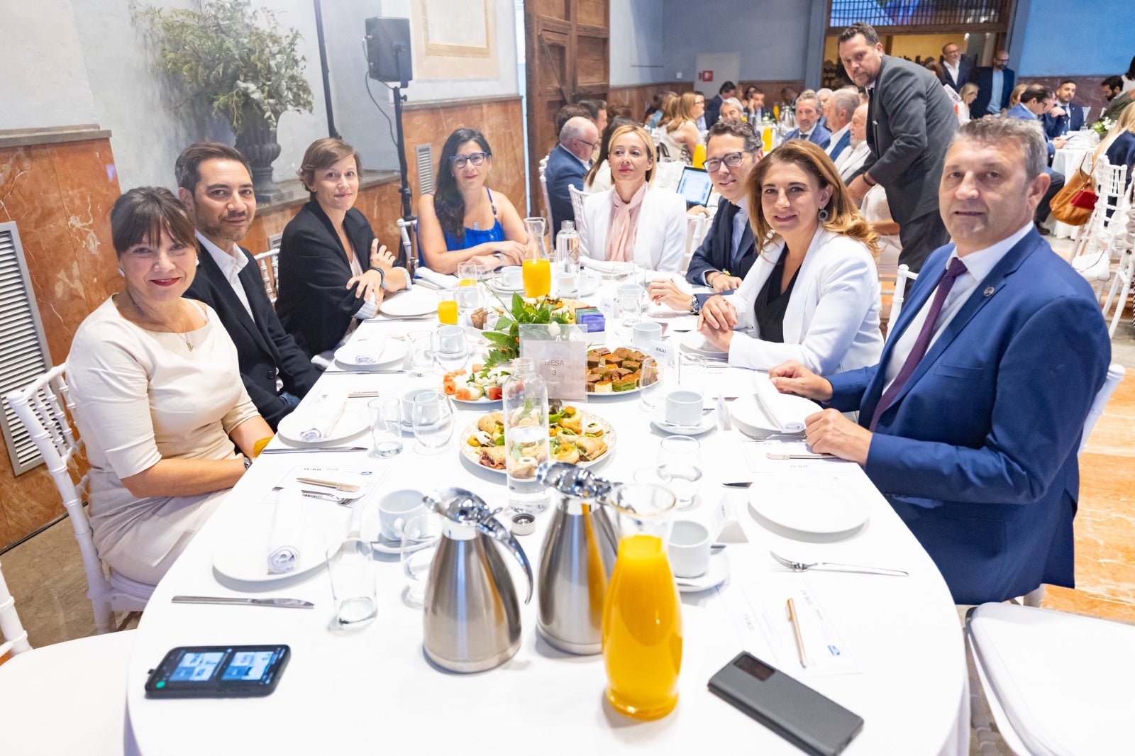 El foro informativo con el ministro Luis Planas, en imágenes