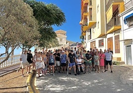 Los vecinos en la cuesta del 9% en Castell.