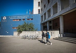 Edificio de la ETS de Ingenierías Informática y de Telecomunicación de la UGR.