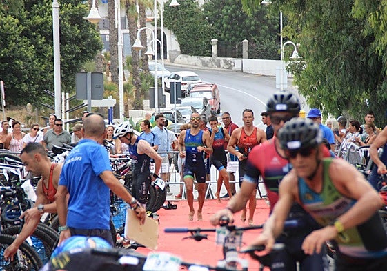 El VIII Triatlón Cros Urbano Nazarí Almuñécar estrena circuito y formato este 6 de septiembre