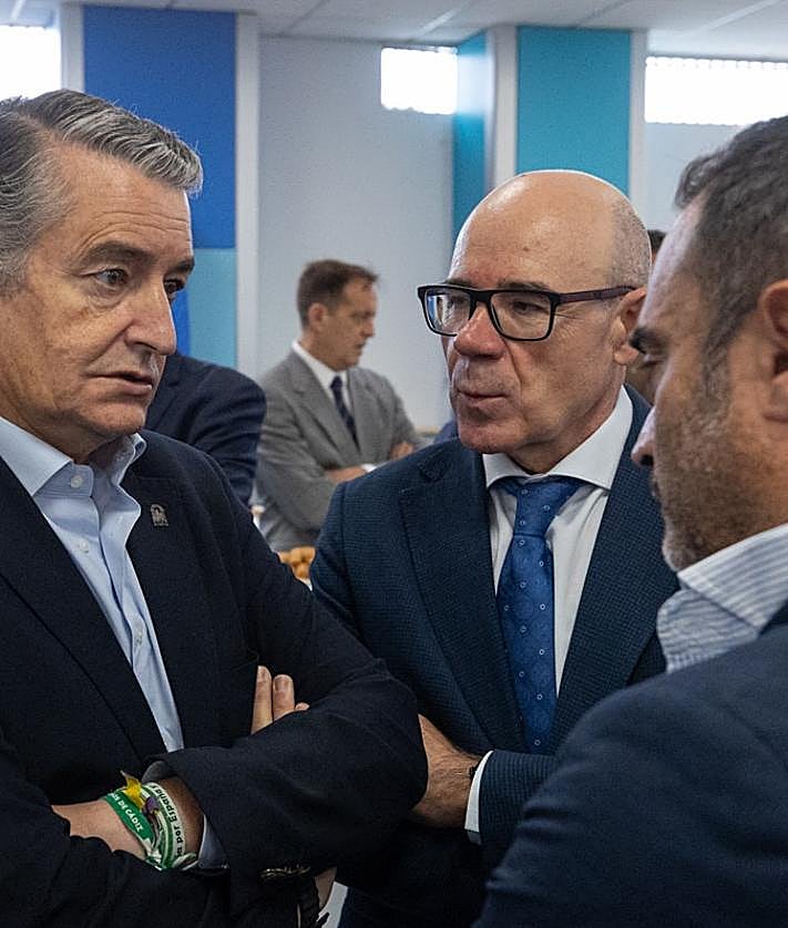 Imagen secundaria 2 - Inauguración de las instalaciones del nuevo referente en ciberseguridad con sede en Granada