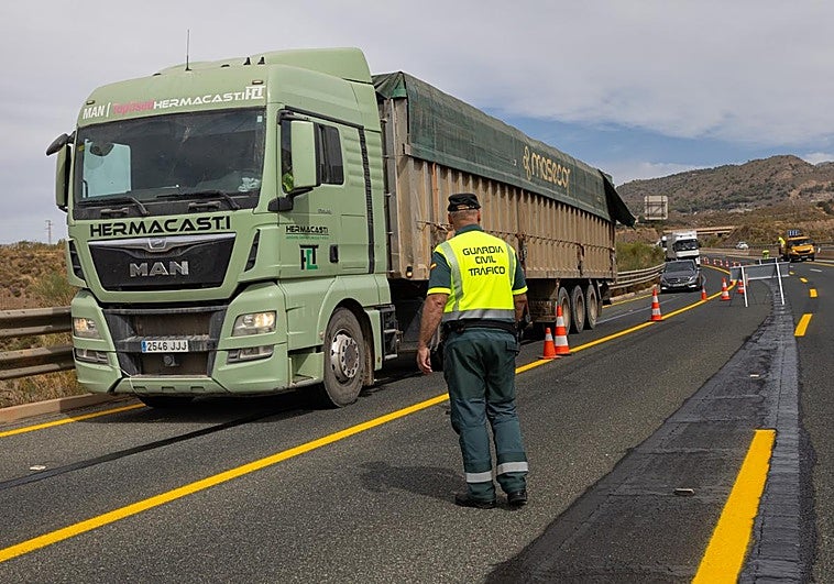 Obras en el viaducto de Rules.