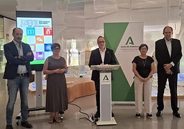 Momento de la presentación del programa cultural.