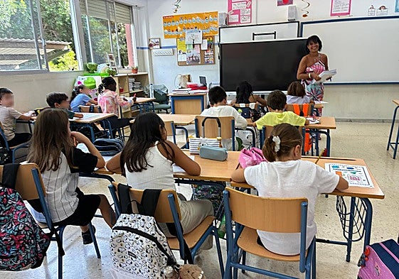 Alumnos de Primaria en una aula del CEIP 'Padre Méndez' de la capital.