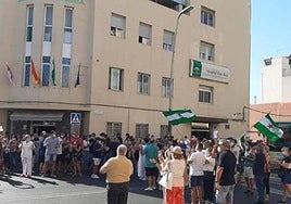 El polémico cierre del hospital de Cruz Roja en plena pandemia