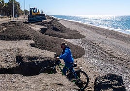 Fotografía de archivo de Playa Granada con el escalón.