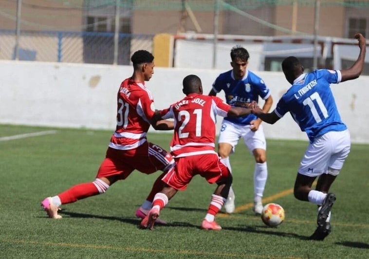 El Recreativo Granada empata ante el Melilla B en La Espiguera