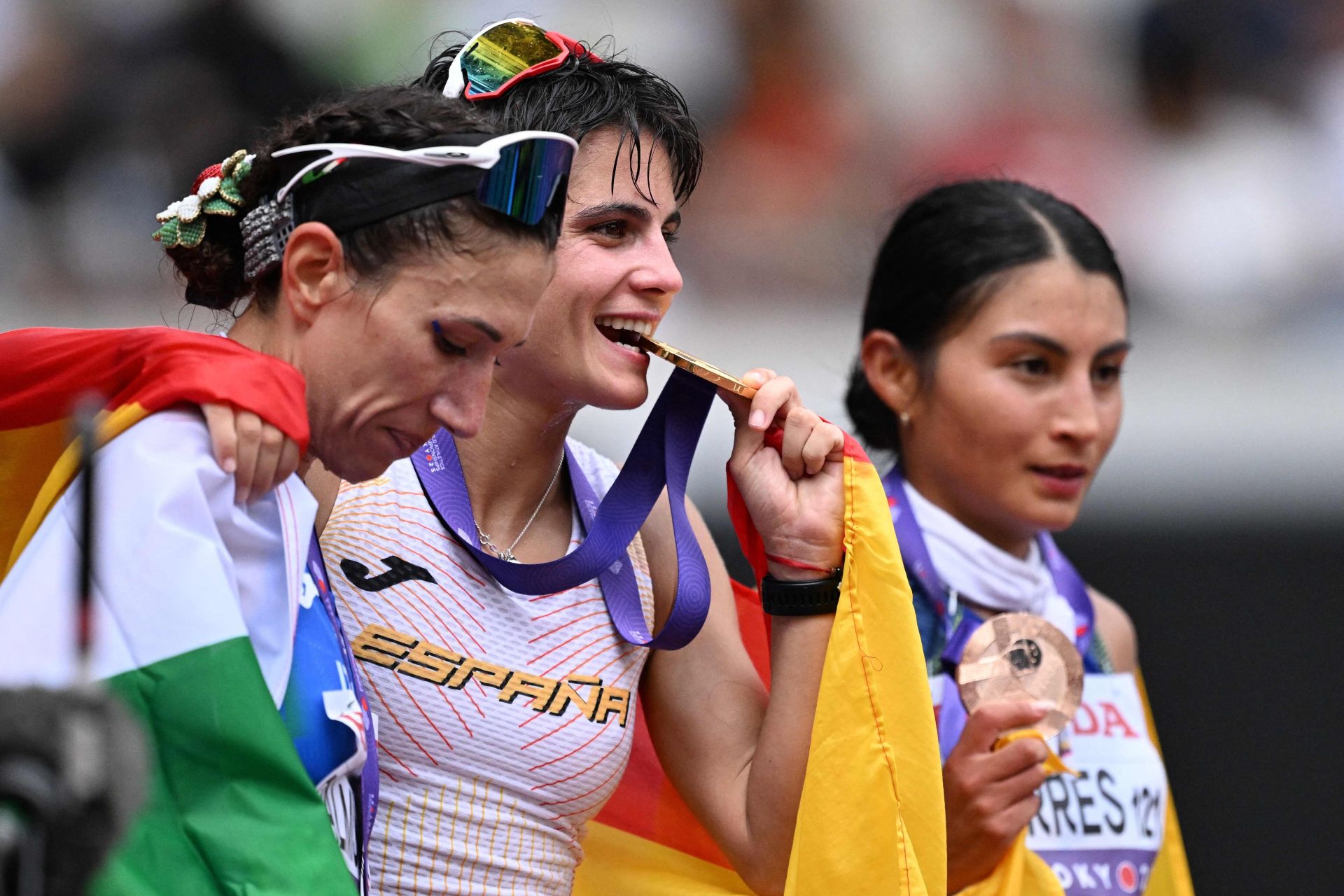 Las imágenes de la granadina María Pérez como campeona del mundo