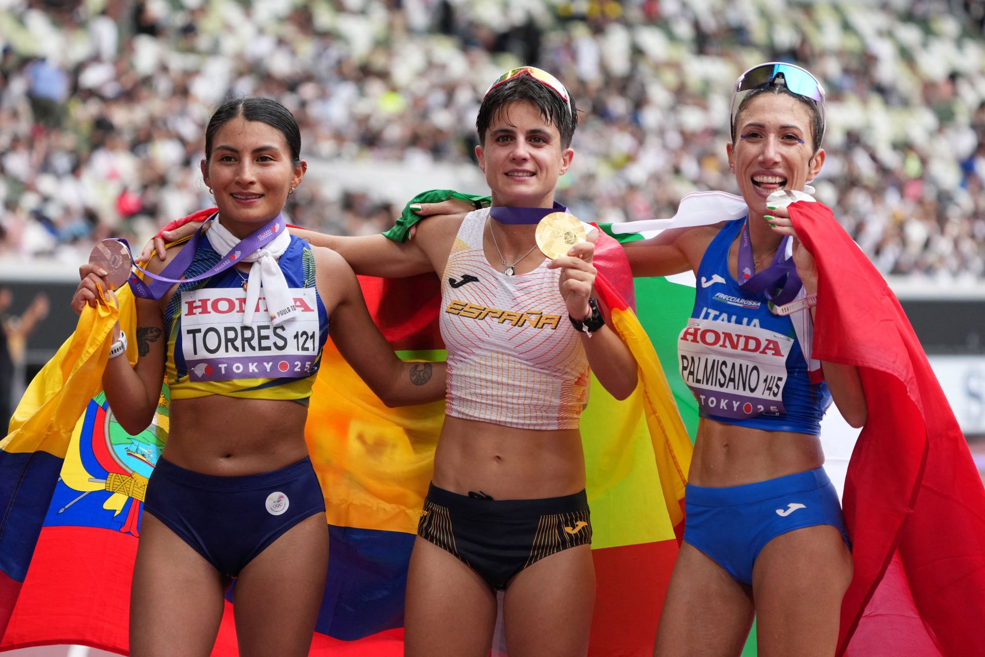 Las imágenes de la granadina María Pérez como campeona del mundo